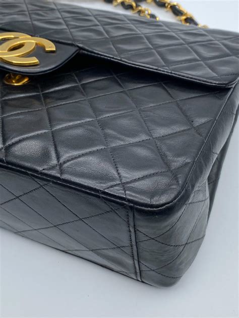 come riconoscere una borsa chanel|Borsa Chanel falsa: i trucchi per riconoscerla .